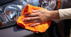 car detailer